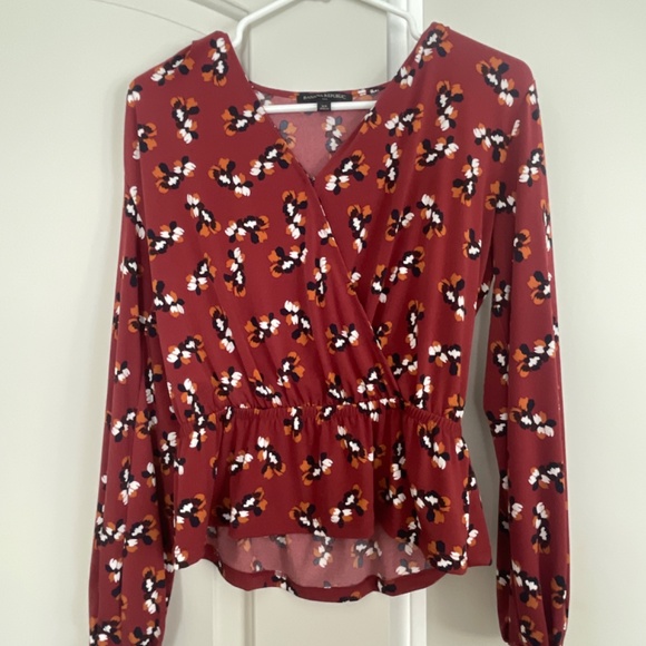 Shirts & Blouses - Picture 3 of 8